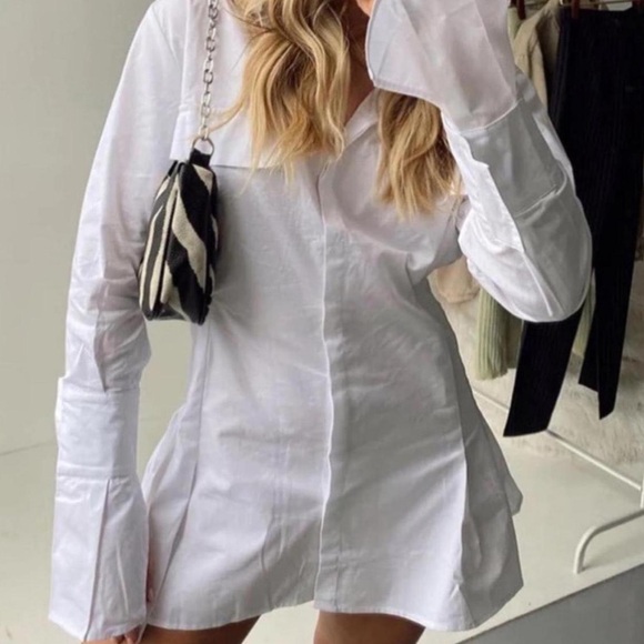 ❌SOLD❌Lioness Dress Size XS - Picture 2 of 4